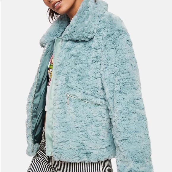 UPDATE NWT Noize Outerwear / Dolls Kill Serena Short Length Faux Fur Coat - Picture 3 of 7